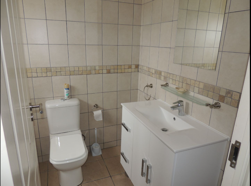 3 Bedroom Property for Sale in Mossel Bay Central Western Cape